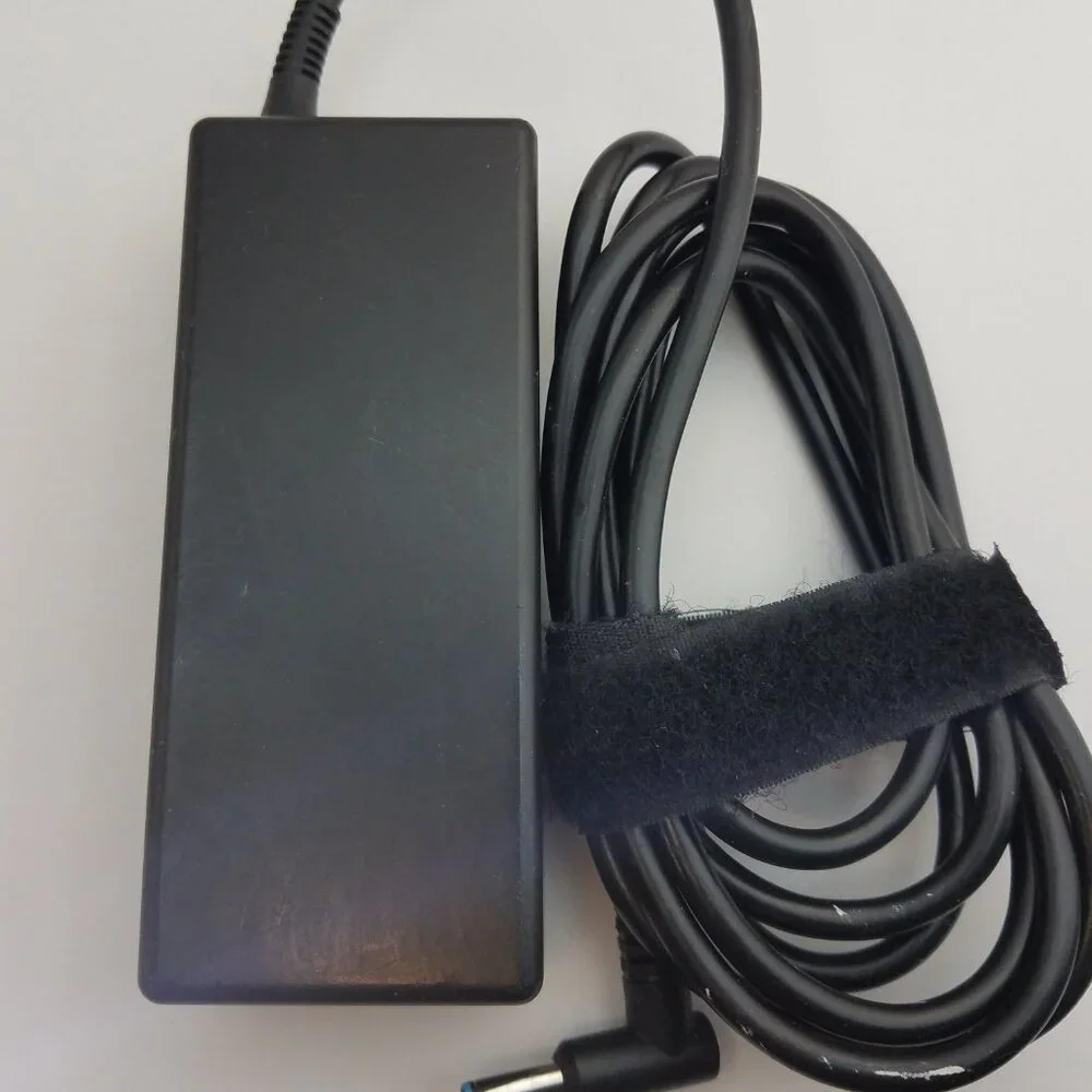 HP PPP009C - 65W 19.5V 3.33A 3.0mm Blue Connector AC Adapter